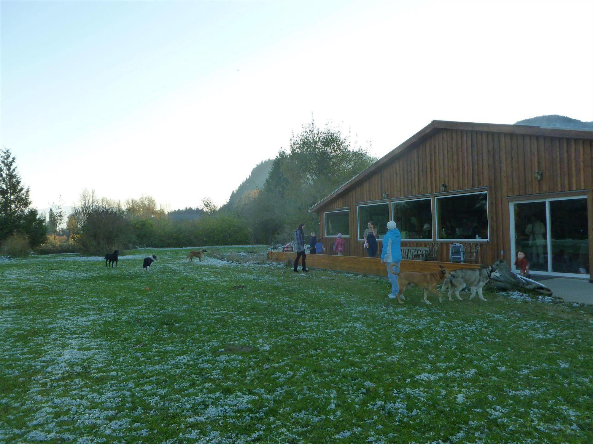 Harrison Hammond House Farmstay Harrison Mills Extérieur photo
